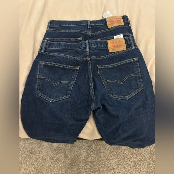 Levi's Blue Straight Leg Jeans with Classic Styling - Picture 3 of 4